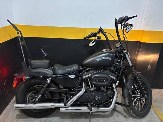 HARLEY-DAVIDSON SPORTSTER XL 883N IRON 